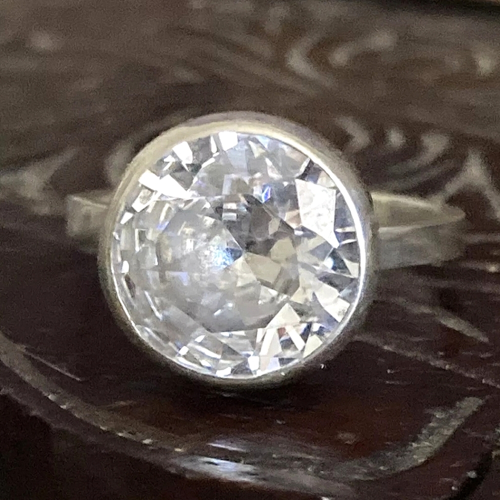 RARE Silpada 925 Sterling Silver CZ Ring R1790